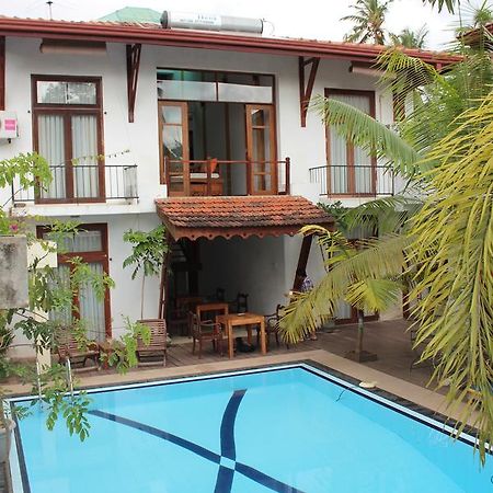 Villa Kapuru Negombo Esterno foto