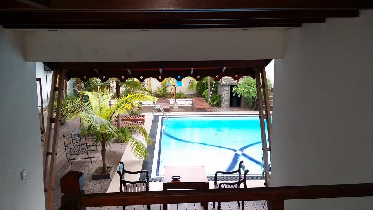 Villa Kapuru Negombo Esterno foto