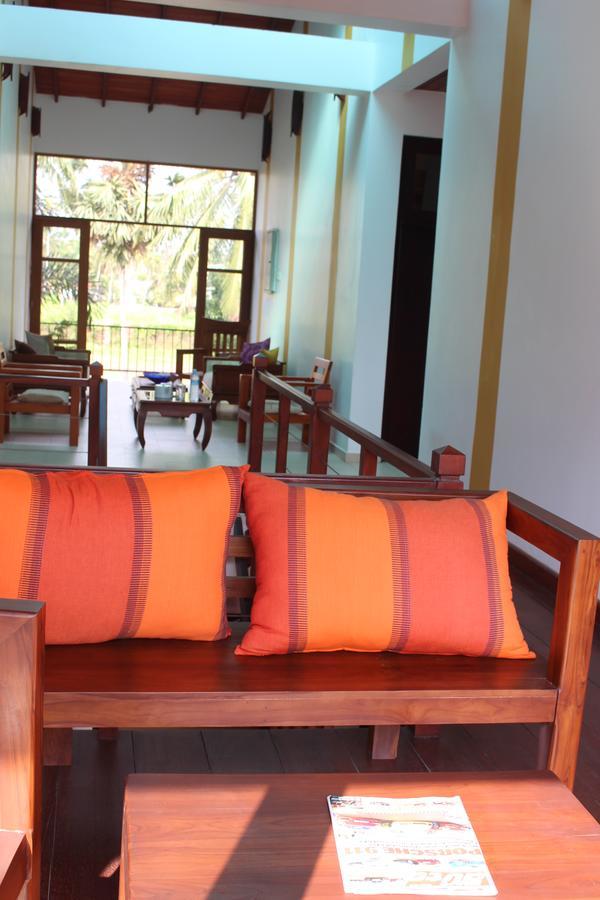 Villa Kapuru Negombo Esterno foto
